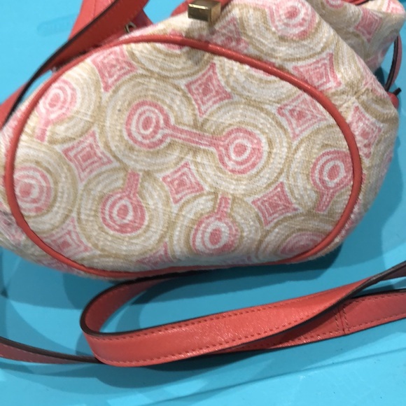 COACH AUDRY OPT ART SWIRL SMALL CROSSBODY/ SWING BAG Pink #45392. - Picture 3 of 4